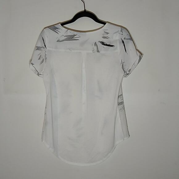Apt 9 Sail boat short sleeve blouse. Size XS - Picture 6 of 9